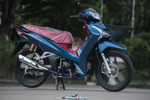 Wave 125 do day nong bong khi de lo mot loat do choi dinh - 17