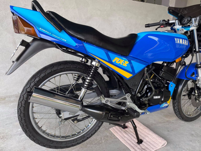 Xe tho Yamaha RXZ 135 duoc thu mua voi gia len toi 325 trieu dong - 10