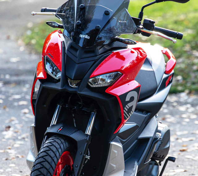 Aprilia SR GT 200 vua trinh lang tai thi truong Chau A
