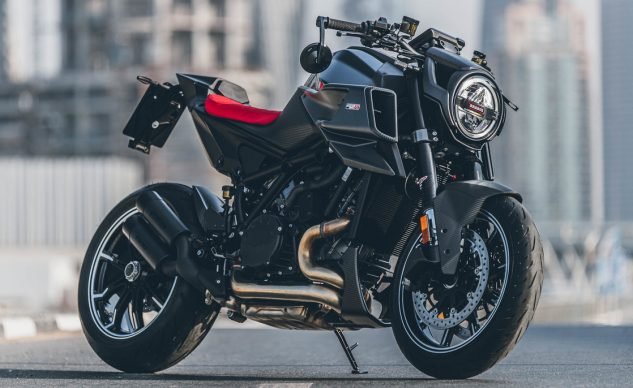 Brabus 1300 R dua tren KTM 1290 Super Duke R vua duoc ra mat chinh thuc voi so luong gioi han