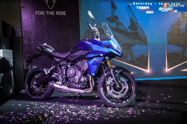 Triumph tiger sport 660 và speed triple 1200 rr chính thức ra mắt thị trường việt nam