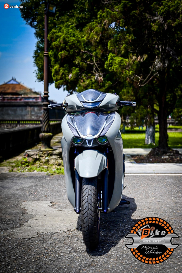 Can canh SH350i so huu he thong thang tren ca tuyet voi - 16