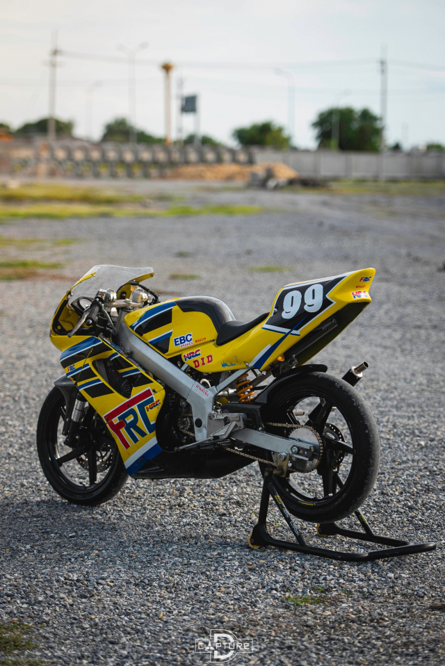 Honda NSR150 lot xac hoan toan sau cu chuyen minh ngoan muc - 27