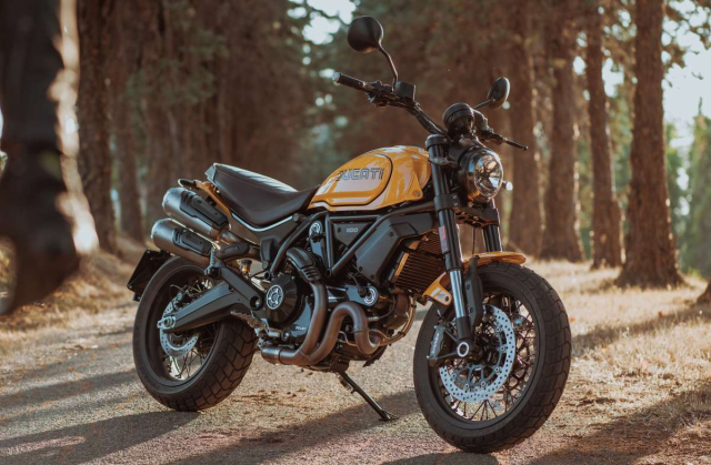 Lo tin Ducati Scrambler 1100 Tribute Pro 2022 sap ve Viet Nam