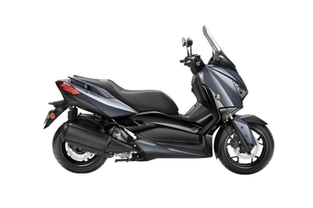 Yamaha XMax 250 2022 ra mat tai thi truong Malaysia - 10