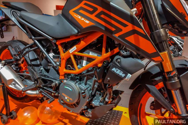 Chi tiet KTM Duke 250 2022 mau moi co gia tu 116 trieu dong - 12