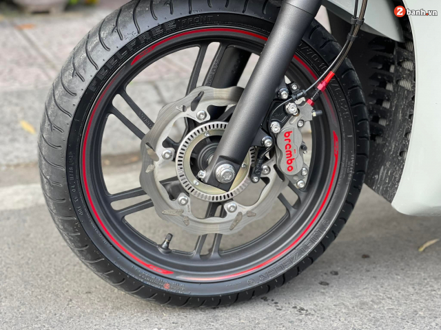 SH350i hoa thanh cuc pham thu thiet sau man lot xac dinh cao - 6