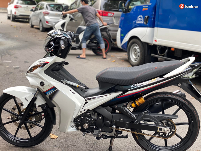Can canh Ex 135 do so huu bien so duoc cac tay choi phong thuy san tim - 3