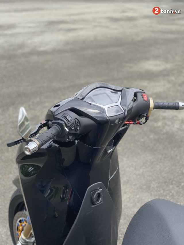 Honda SH350i hoa thanh sieu pham voi goi do dat hon ca tien mua xe - 6