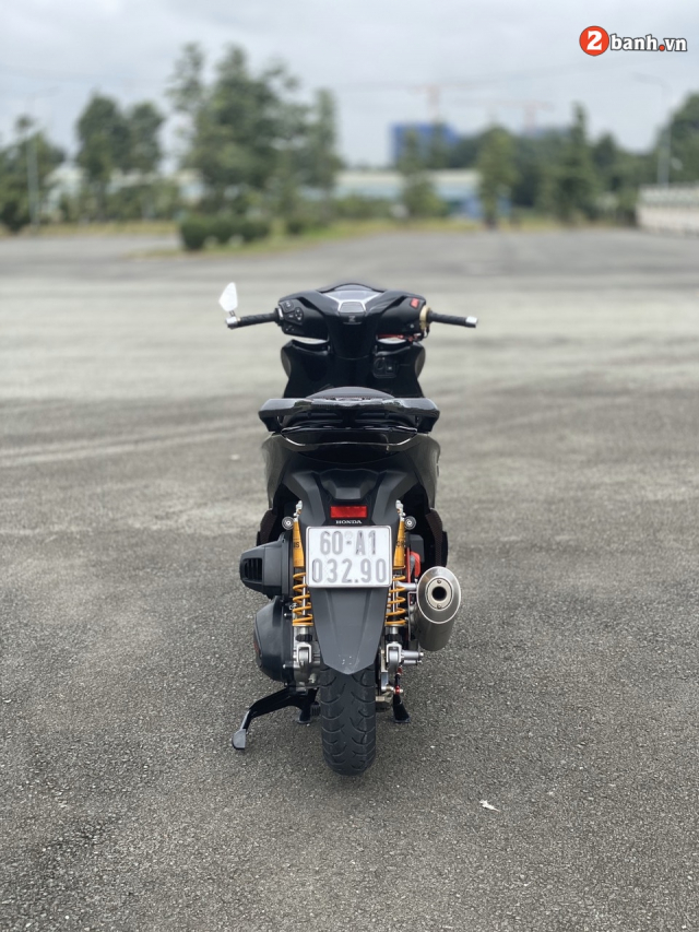 Honda SH350i hoa thanh sieu pham voi goi do dat hon ca tien mua xe - 10