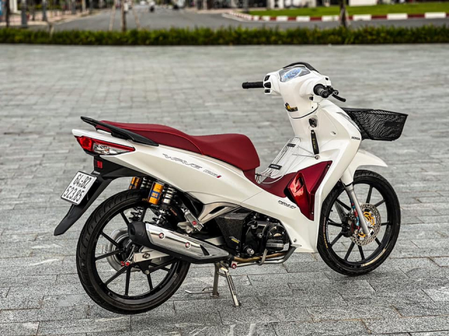 Future 125 bien hinh voi dan chan Japan bac trieu - 3