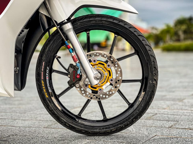 Future 125 bien hinh voi dan chan Japan bac trieu - 7
