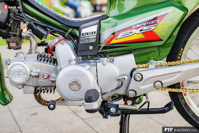 Honda Dream do thut ket cua nu tay choi Sai Gon hon 80 trieu dong - 18