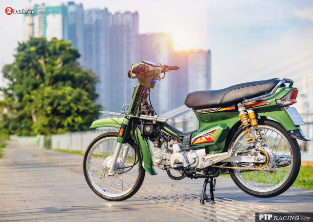 Honda Dream do thut ket cua nu tay choi Sai Gon hon 80 trieu dong - 40