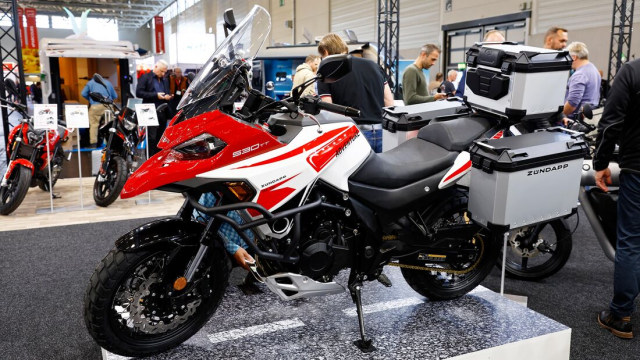 Zundapp ZXA Adventure 500 mot chiec enduro mang dang ve Ducati Multistrada