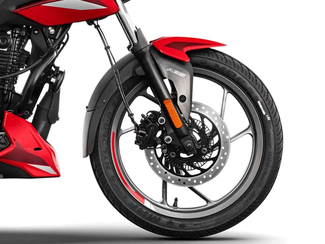 Bajaj Pulsar P150 2023 so huu ABS ma co gia ban chi tu 35 trieu dong - 6