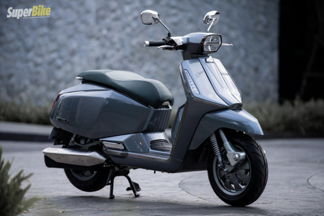 Danh gia Lambretta X300 mau xe tay ga khong chi dep ma con sang trong - 3