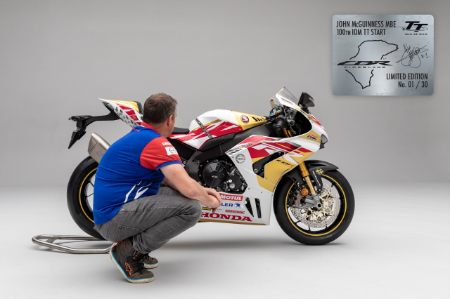 Phien ban gioi han Honda CBR1000RRR Fireblade SP 100TH TT START REPLICA trinh lang