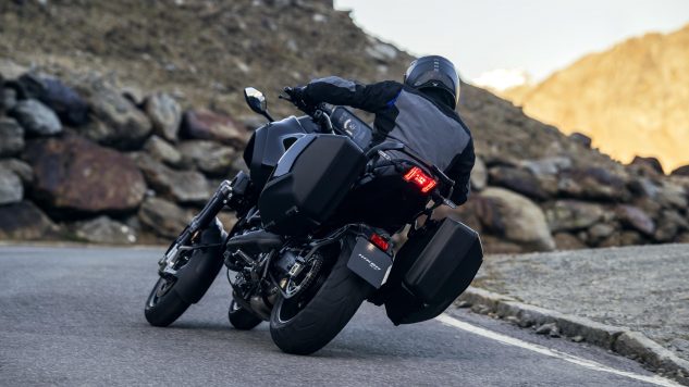 Yamaha Niken GT 2023 mot trong nhung chiec Sport Tourers tinh vi nhat cua Yamaha trinh lang - 14