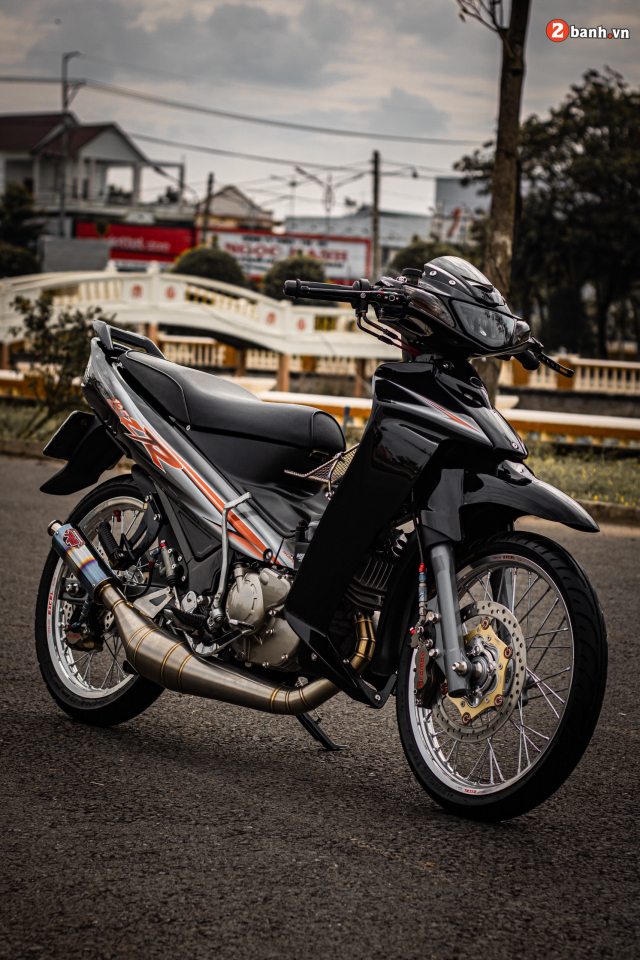 Yaz 125 tro thanh ban do doc nhat vo nhi khi so huu dan chan di thuong - 37