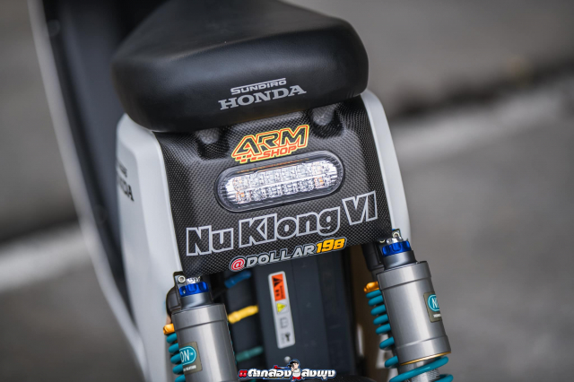 Honda Sundiro Ev mau xe dien do co gia tri ngang ngua mot chiec xe mo to PKL - 16