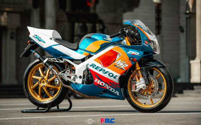NSR150R SP hoa thanh ban do sieu kinh dien khi roi vao tay tin do cuong Ohlins - 10