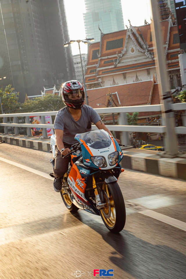 NSR150R SP hoa thanh ban do sieu kinh dien khi roi vao tay tin do cuong Ohlins - 23