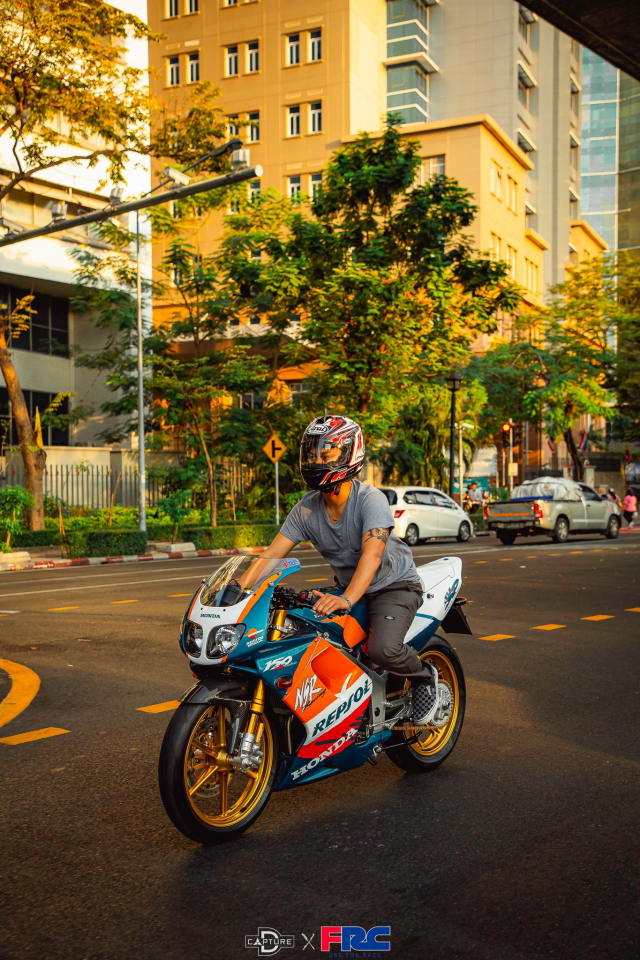 NSR150R SP hoa thanh ban do sieu kinh dien khi roi vao tay tin do cuong Ohlins - 27