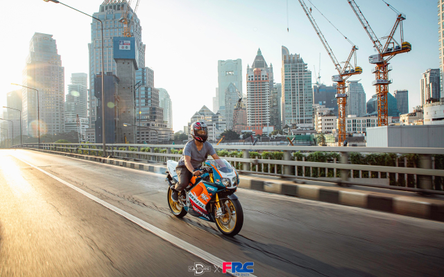 NSR150R SP hoa thanh ban do sieu kinh dien khi roi vao tay tin do cuong Ohlins - 29