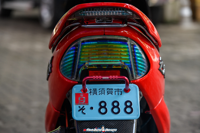 Bản độ Dio ZX sở hữu cụm ống xả độc nhất vô nhị như đồ của điệp