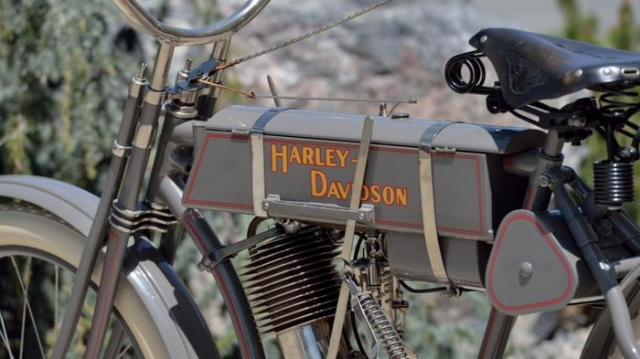 Dai gia chi gan 22 ty mua xe may co HarleyDavidson 1908 cuc hiem