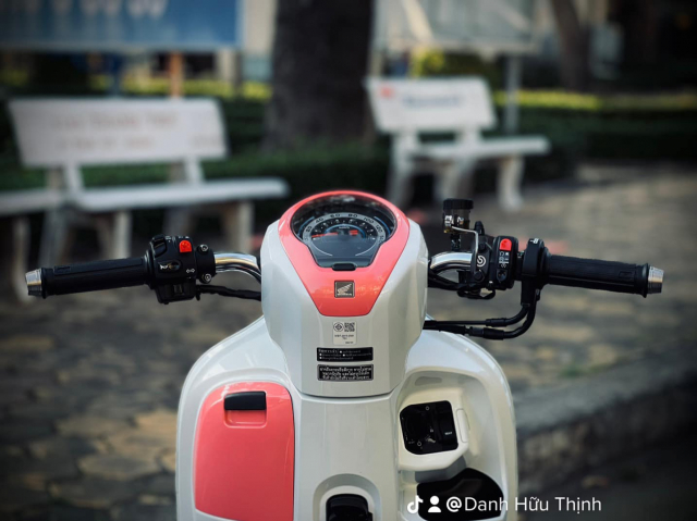Scoopy 110 bien the cao hon voi dan mam CNC 14 inch