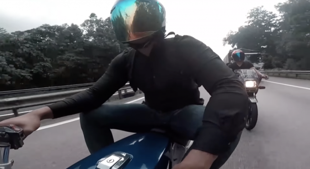 Truy tim Biker sieu nhan Singapore the hien tren duong pho Malaysia - 9