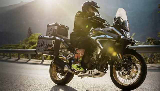 Vinto Motor GS 525 chinh thuc gia nhap thi truong Adventure tam trung