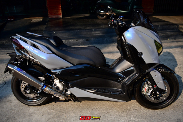 Yamaha Xmax300 do van carbon co mot khong hai - 3 Yamaha Xmax300 do van carbon co mot khong hai - 3