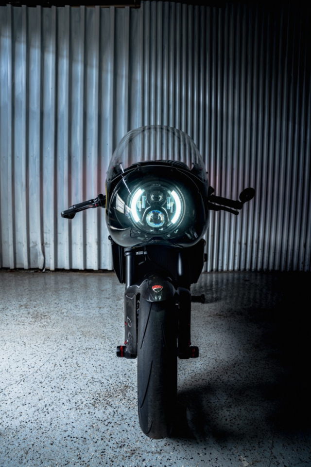 Ducati 1098 do Cafe Racer cua Ronaldo Ferreti - 7 Ducati 1098 do Cafe Racer cua Ronaldo Ferreti - 7