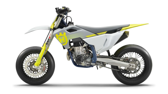 Husqvarna FS450 Supermoto 2024 Chinh Thuc Ra Mat Toan Cau - 3