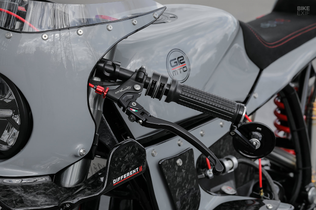Mot chiec BMW R65 Cafe Racer ham ho den tu Slovenia - 7 Mot chiec BMW R65 Cafe Racer ham ho den tu Slovenia - 7