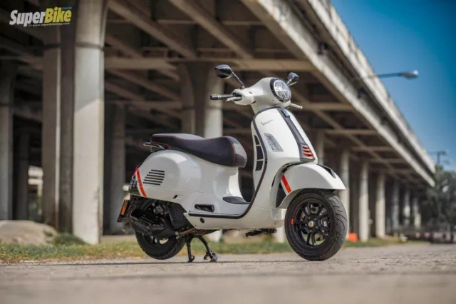 Can canh Vespa GTS 2023 Mau xe duoc Vespa cai tien dot pha ve trang bi - 15 Can canh Vespa GTS 2023 Mau xe duoc Vespa cai tien dot pha ve trang bi - 15