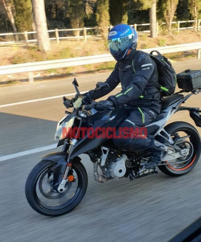 Bat gap KTM 390 Duke 2024 the he moi dang thu nghiem tren duong