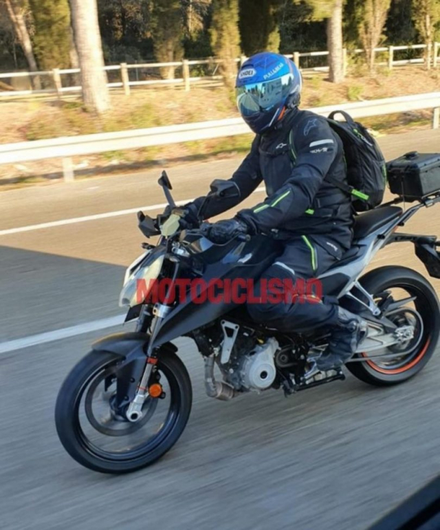 Bat gap KTM 390 Duke 2024 the he moi dang thu nghiem tren duong - 5