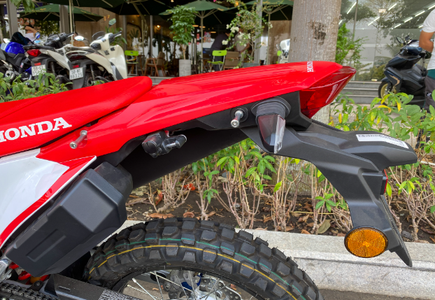 Honda CRF300L 2023 dau tien ve tai VN kem gia ban - 9