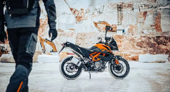 KTM du kien se som tung ra cac bien the 390 Adventure moi