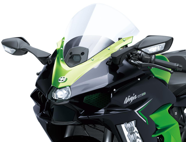 Ra mat phien ban Ninja H2 SX 2023 moi bo sung chuc nang tu dong chieu xa