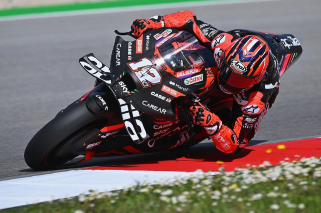 Tiet lo Ao khoac da cua Aprilia MotoGP 2023 duoc cap nhat bo phan khi dong hoc - 10