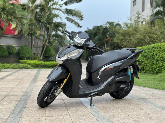 Tuong dai SH300i quay lai thoi huy hoang voi dan chan Upside down 3 dia - 26