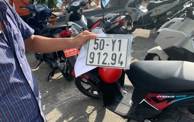 Vi sao lai co luat bien so dinh danh cho xe may - 3