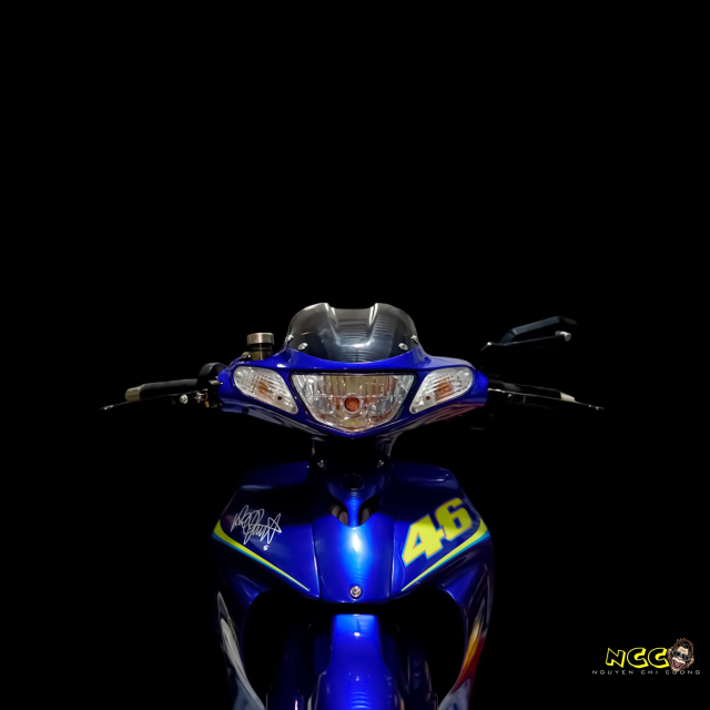 bom tấn yaz 125 sở hữu bộ áo valentino rossi 19 năm tuổi kịch độc