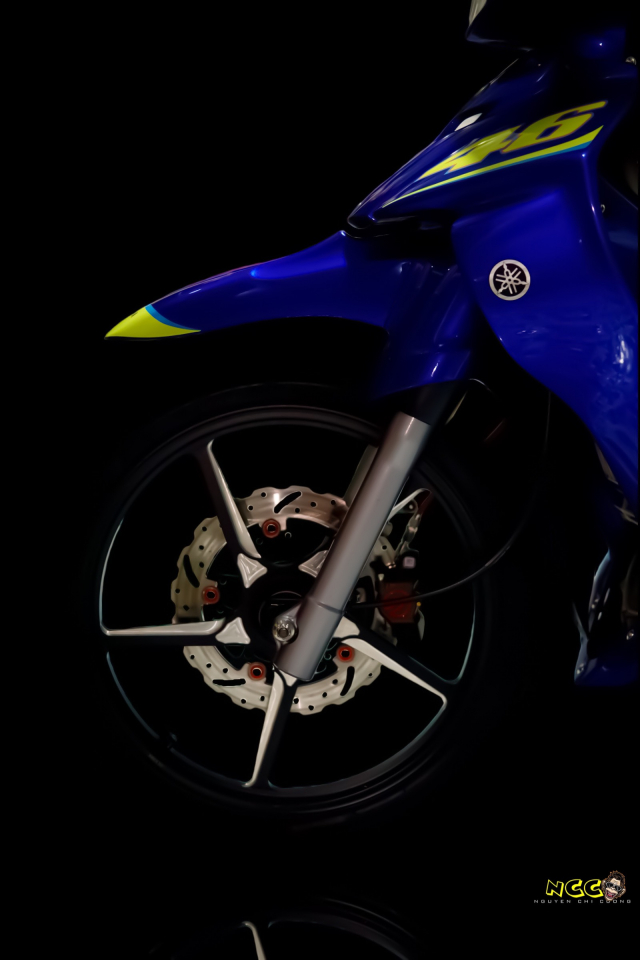 bom tấn yaz 125 sở hữu bộ áo valentino rossi 19 năm tuổi kịch độc