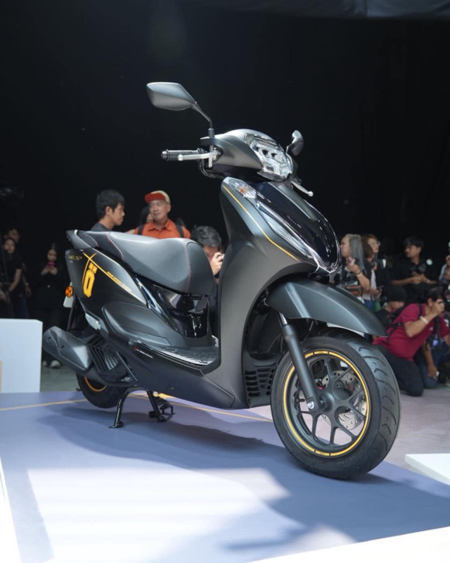 Honda LEAD 125 2025 bat ngo ra mat o Thai khong ABS nhung lai co phien ban Ohlins doc la - 8